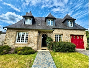 maison traditionnelle à la vente -   29270  CARHAIX PLOUGUER, surface 110 m2 vente maison traditionnelle - UBI480185471